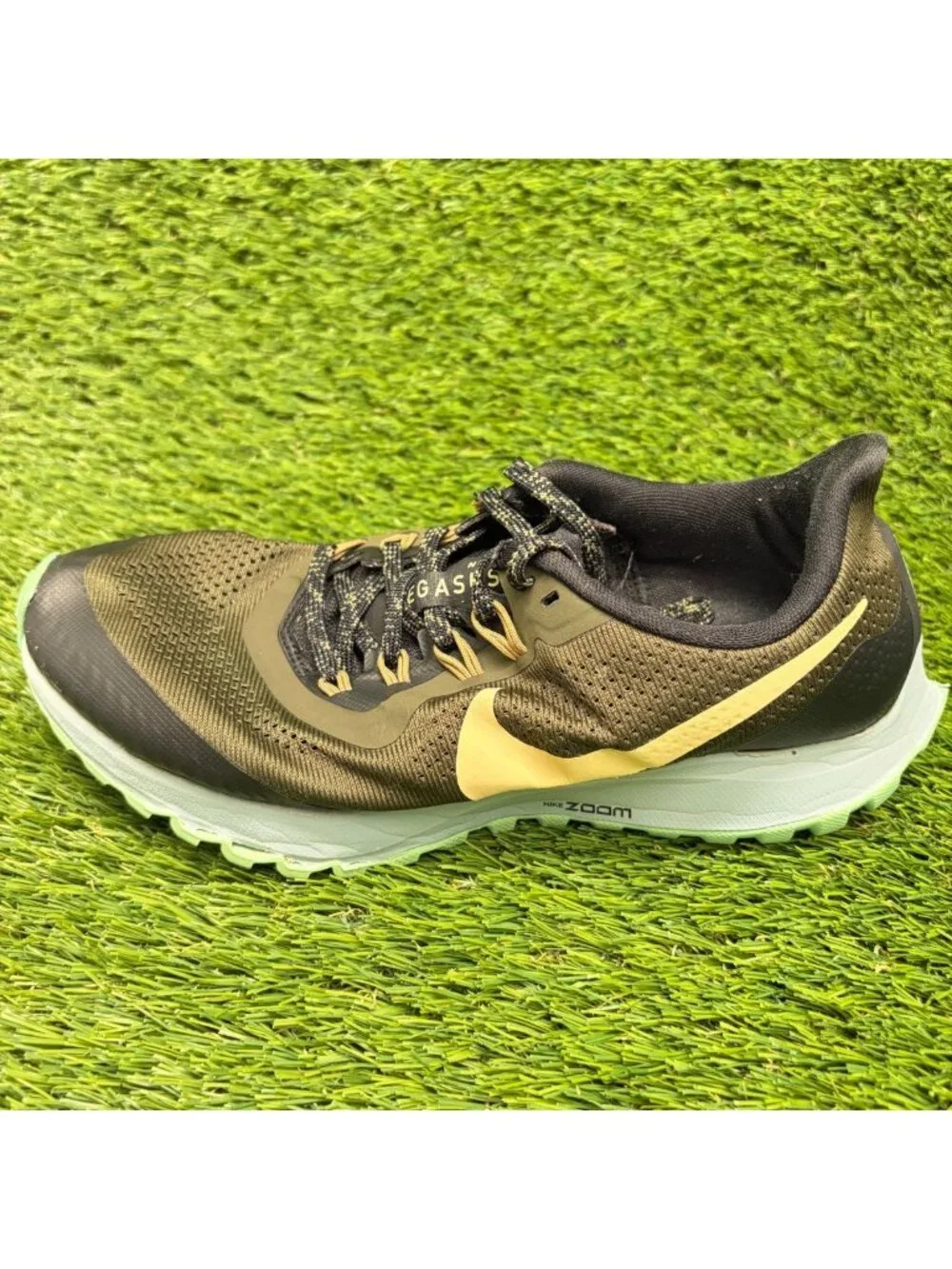 Nike Air Zoom Pegasus 36 Womens Size 7 Green Athletic Running Shoes Sneakers